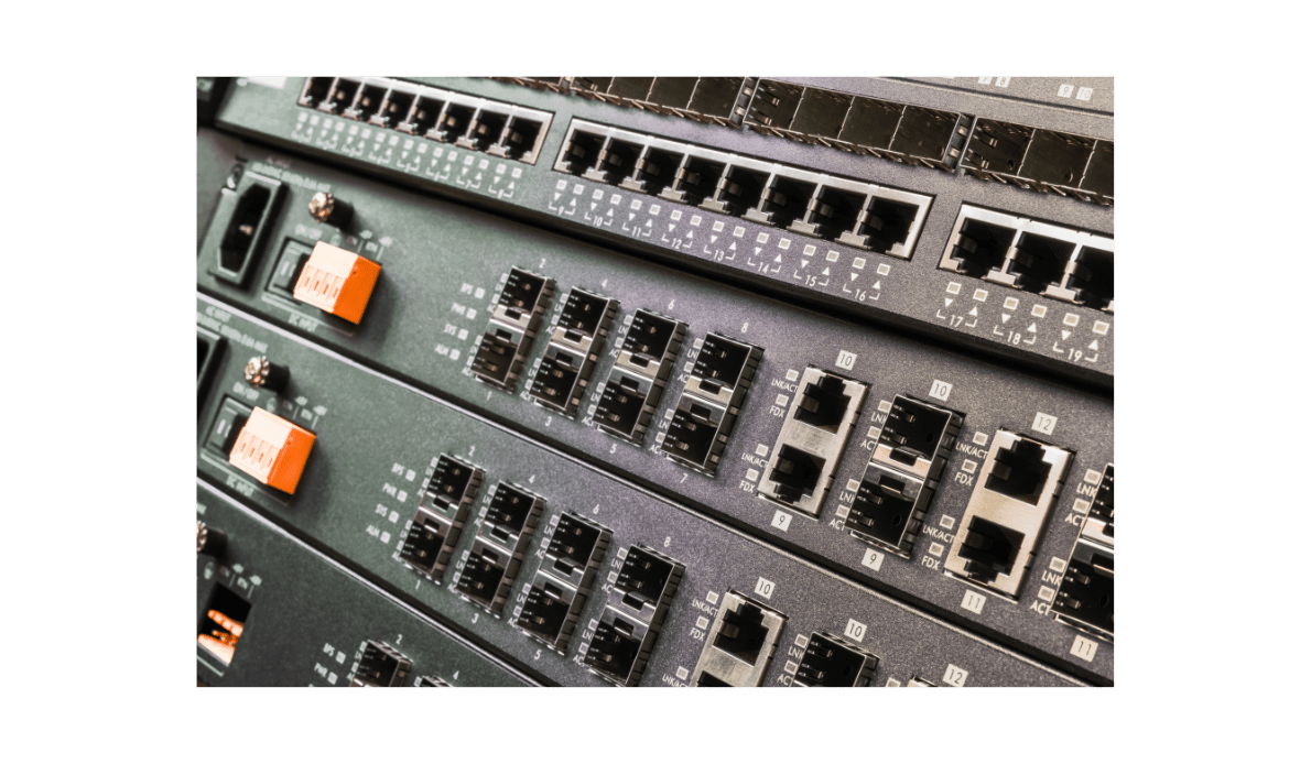Switches Stacked RUCKUS Switches Stacked RUCKUS